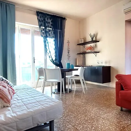 Oasi Del Sole - Sunny - Center Apartment Viareggio